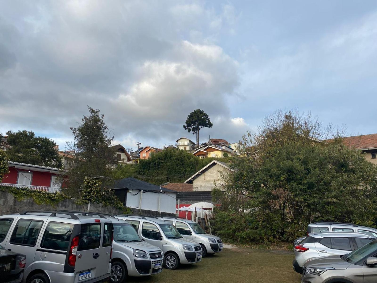Pousada Vhl - Campos do Jordão Екстериор снимка